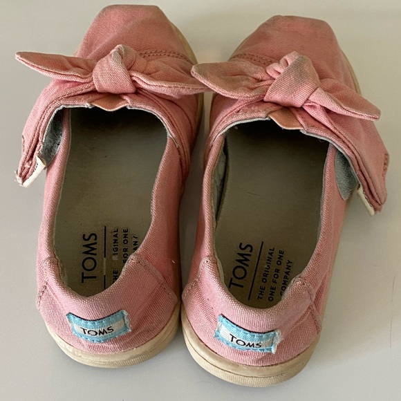 2 pairs of shoes! Pink bow TOMS. Vans. Toddler 8 - Picture 4 of 8
